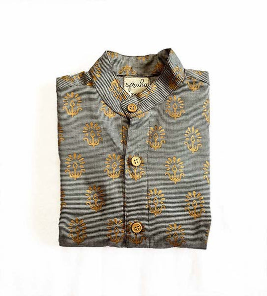 Grey gold print shirt